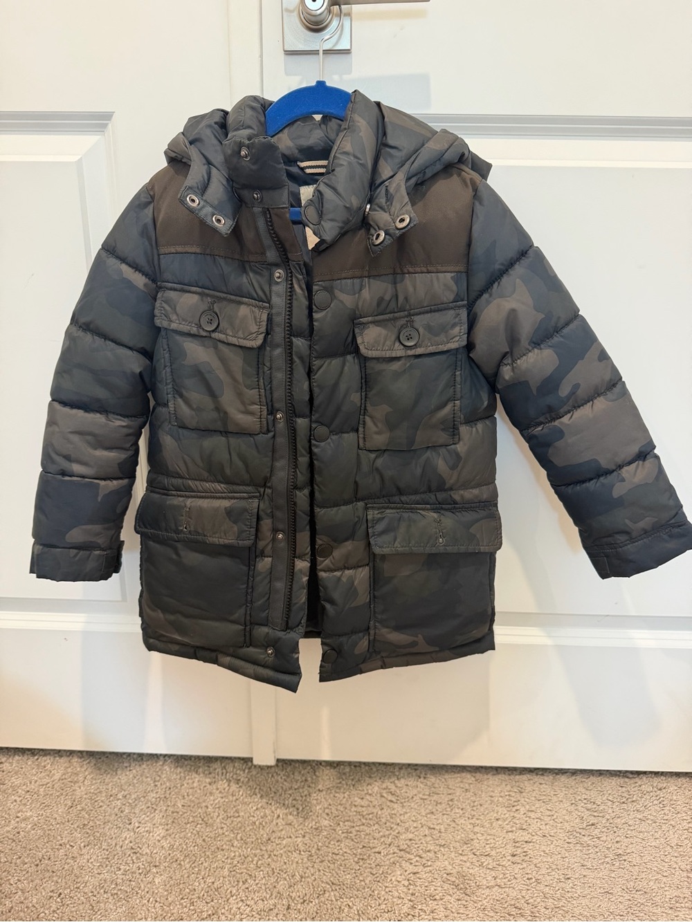 Zara Kids Camo Puffer Jacket with Hood - Gray